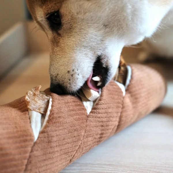 Пошукова іграшка для собак Baguette Lambwolf (43 см) 658 фото